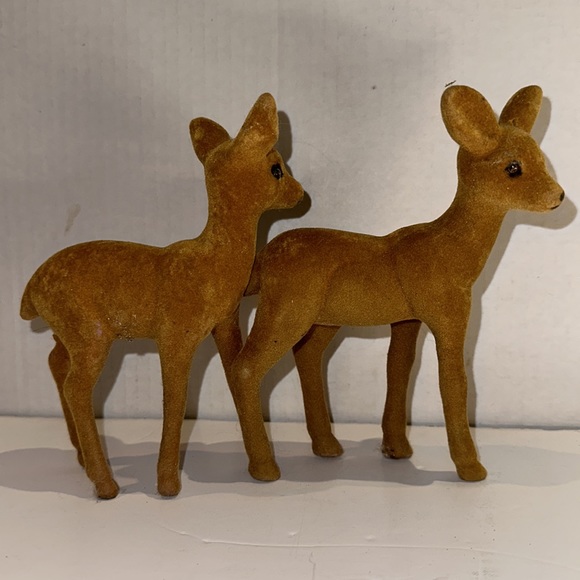 2 Flocked Deer Figurine - Picture 4 of 6